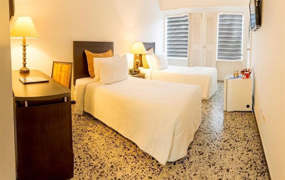 Hotel Tequendama Inn Estacion بوينافينتورا المظهر الخارجي الصورة